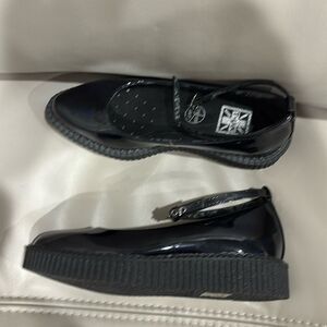 T.U.K. Shoes Black Hologram Pointed Toe Ballet Ankle Strap Creeper Sneaker